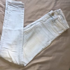 Light-wash high-waisted skinny jeans
